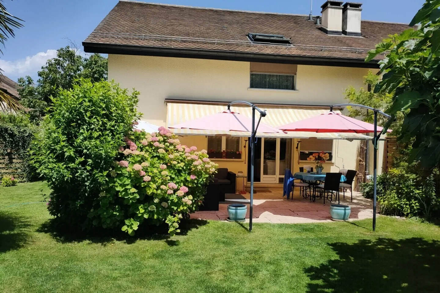 Villa familiale avec piscine et grand jardin sud - Photo 2 sur 12