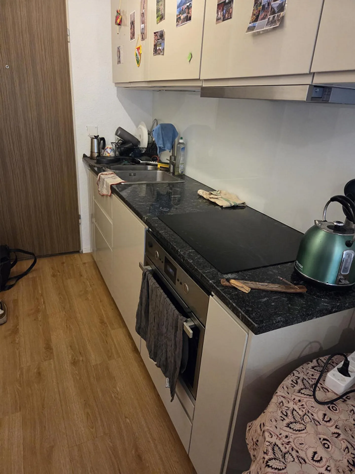 studio affascinante parzialmente arredato in affitto in una posizione tranquilla - Foto 4 di 10