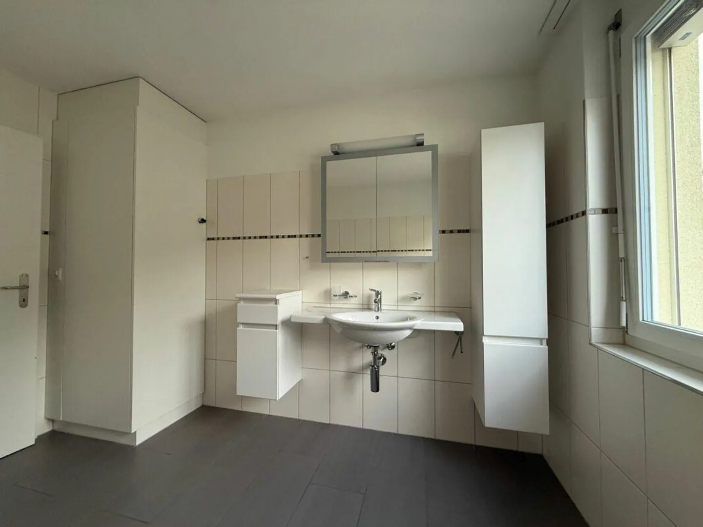 Attraktive 4.5-Zimmer-Gartenwohnung in Oberbipp zu vermieten (1x TG-Einstellplatz inklusive!) - Foto 7 von 10