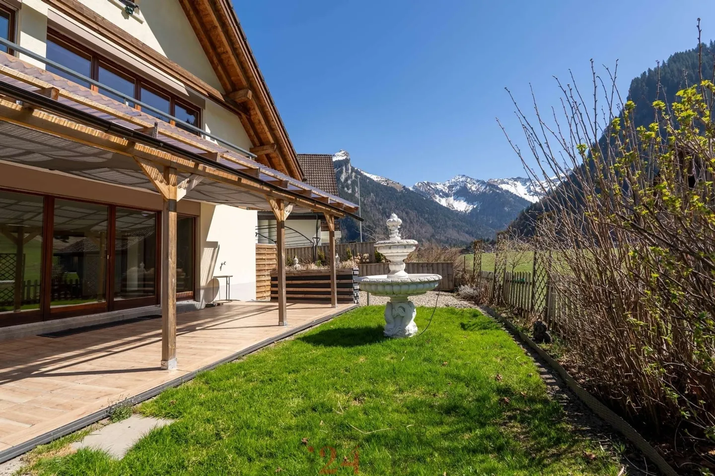 Charming Duplex Home - Photo 8 of 13