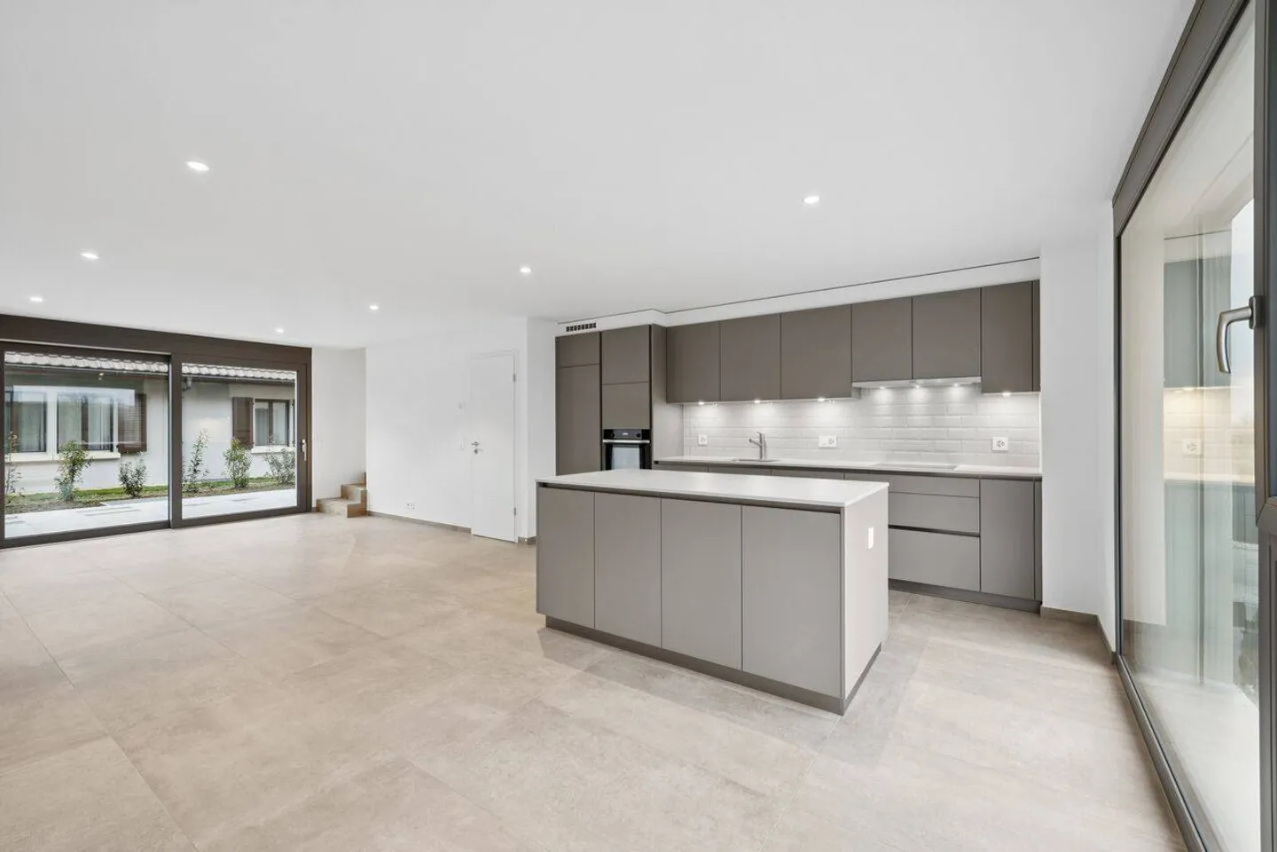 Casa a schiera 5.5 stanze - Foto 4 di 13