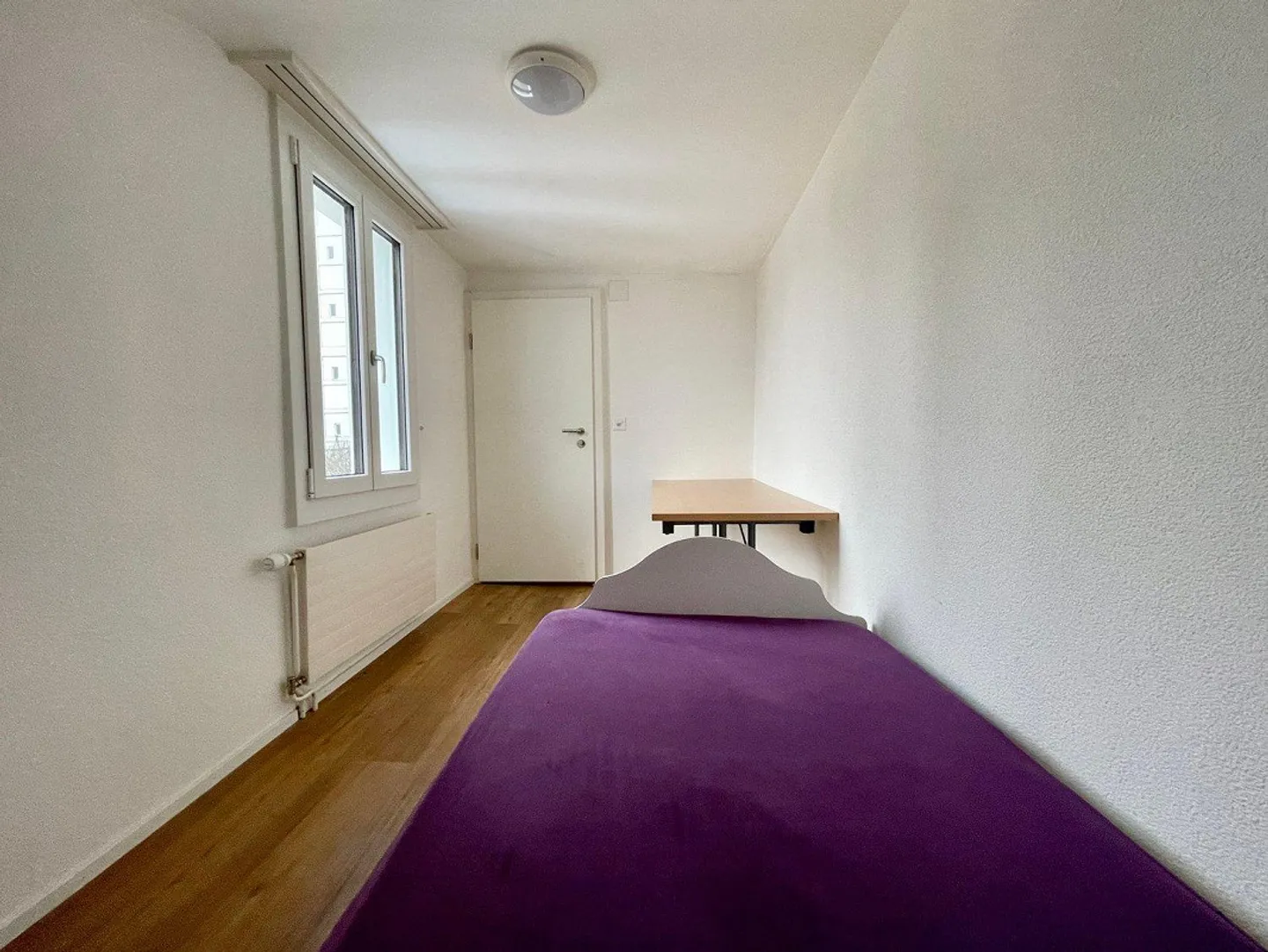 Cozy Single Room in Central Location - Photo 4 of 13