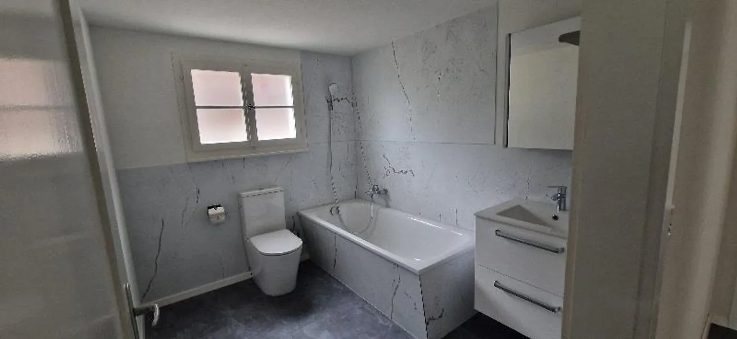 Charmantes Einfamilienhaus mit Garten - Foto 11 von 13