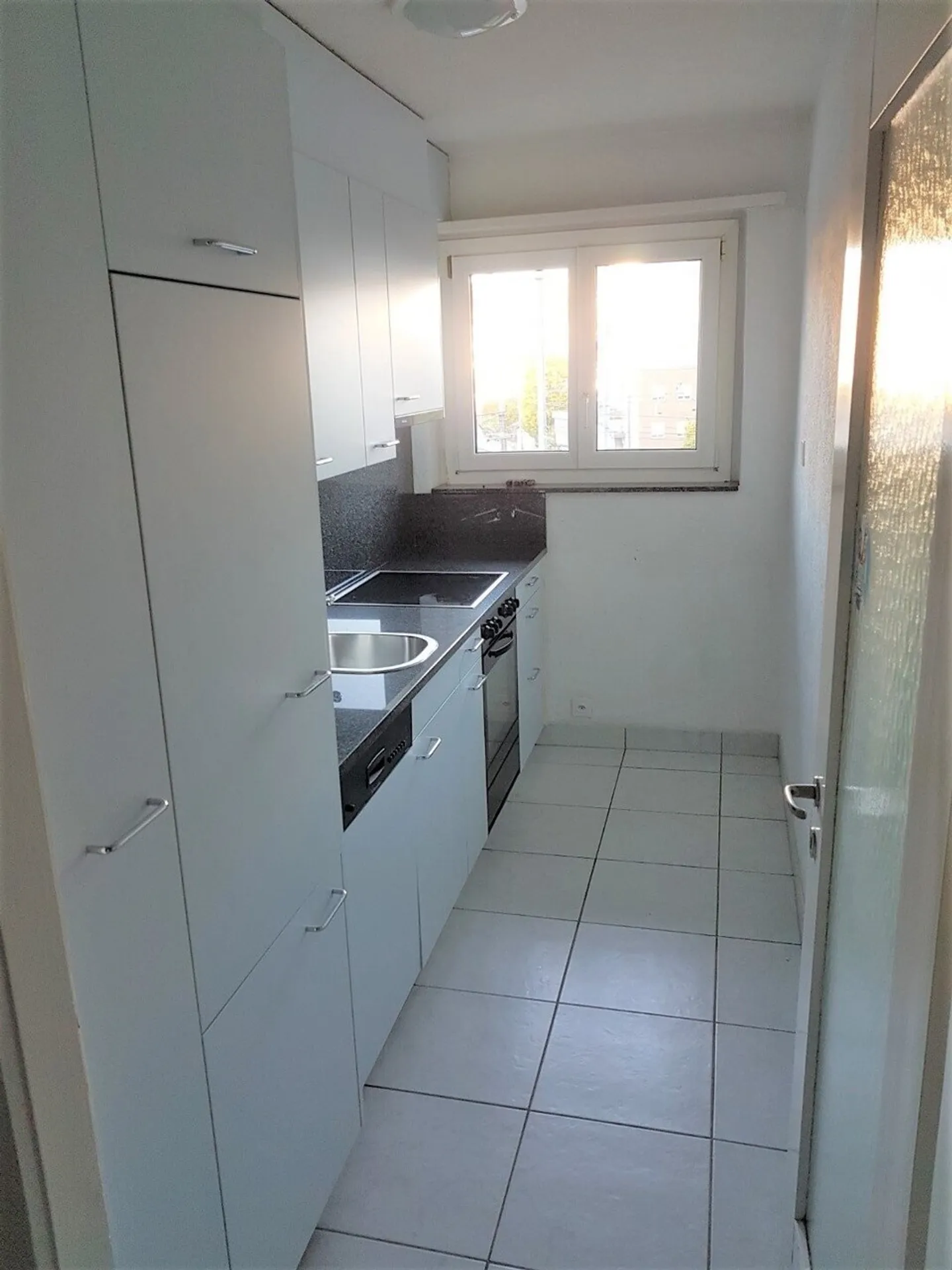 Welcome to the new home - Photo 3 of 7