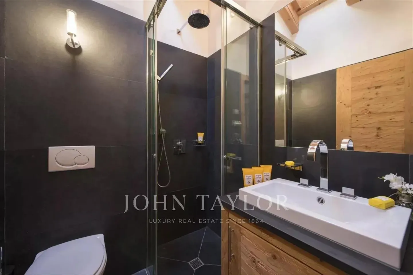 PENTHOUSE MODERNE | 4 CHAMBRES | 8 LITS | CENTRE DE VERBIER - Photo 11 sur 13