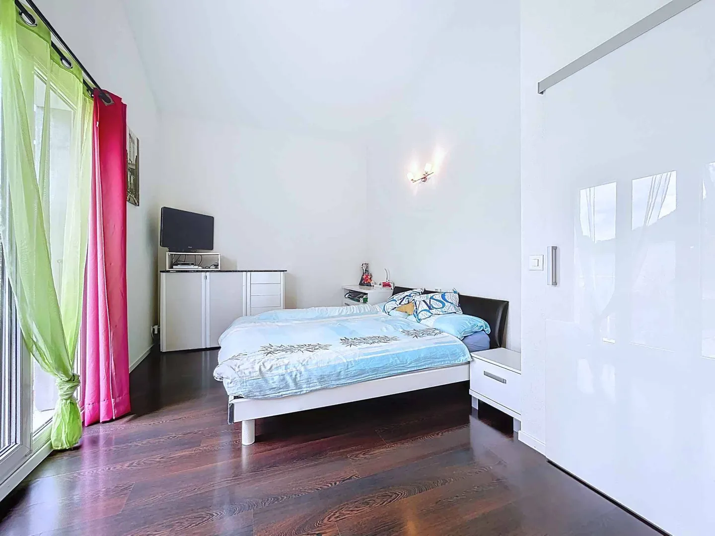 Detached house with exceptional view - Photo 4 of 13