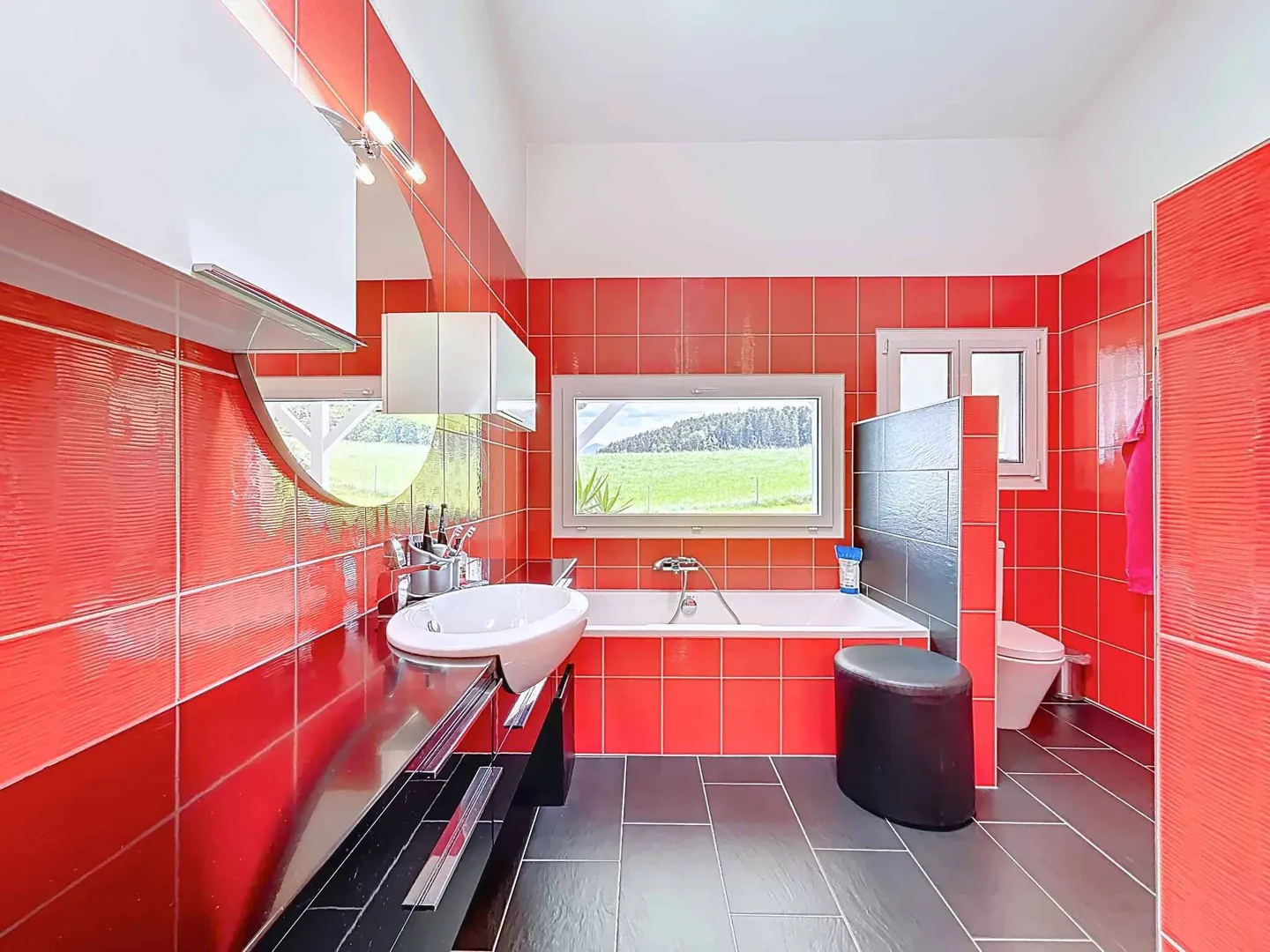 Detached house with exceptional view - Photo 5 of 13