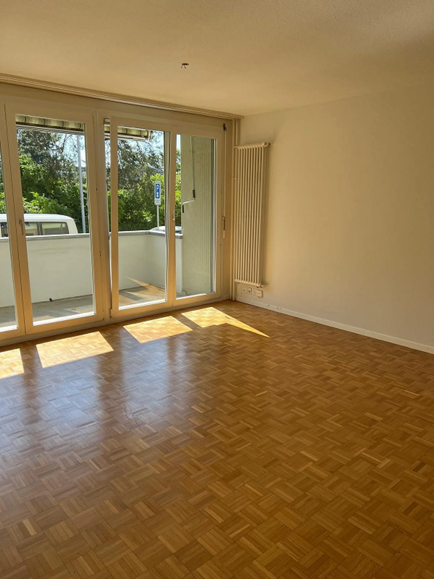 2.5 Room Apartment near Werdinsel - limited until March 2027 - Photo 1 of 9