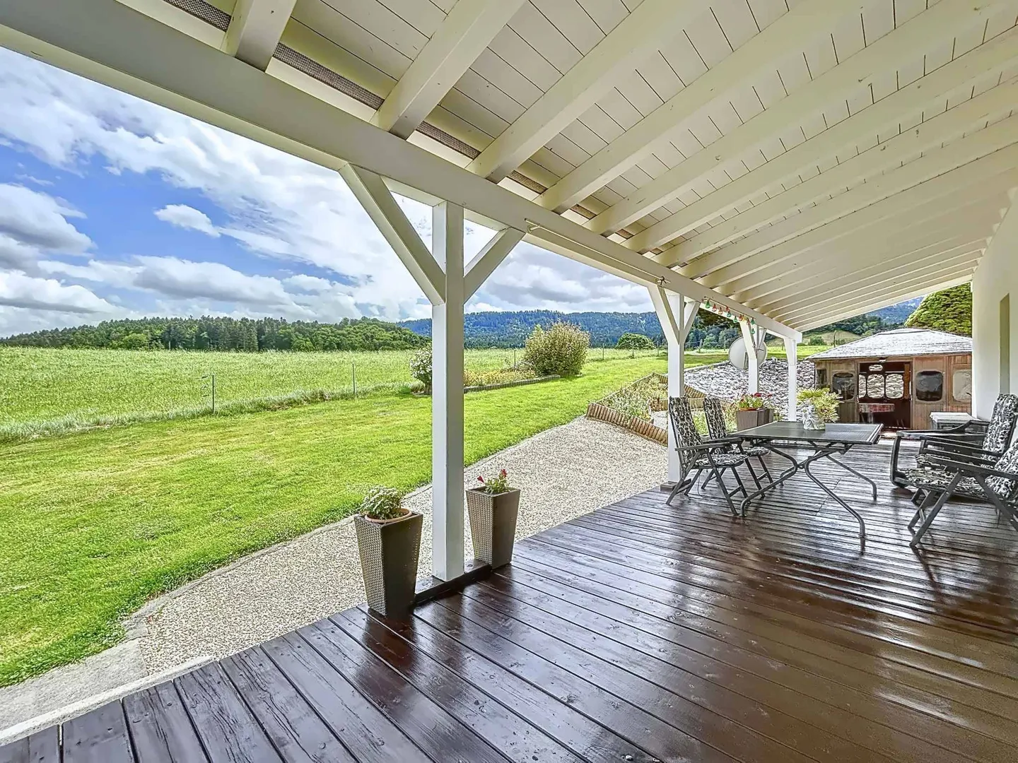 Detached house with exceptional view - Photo 9 of 13