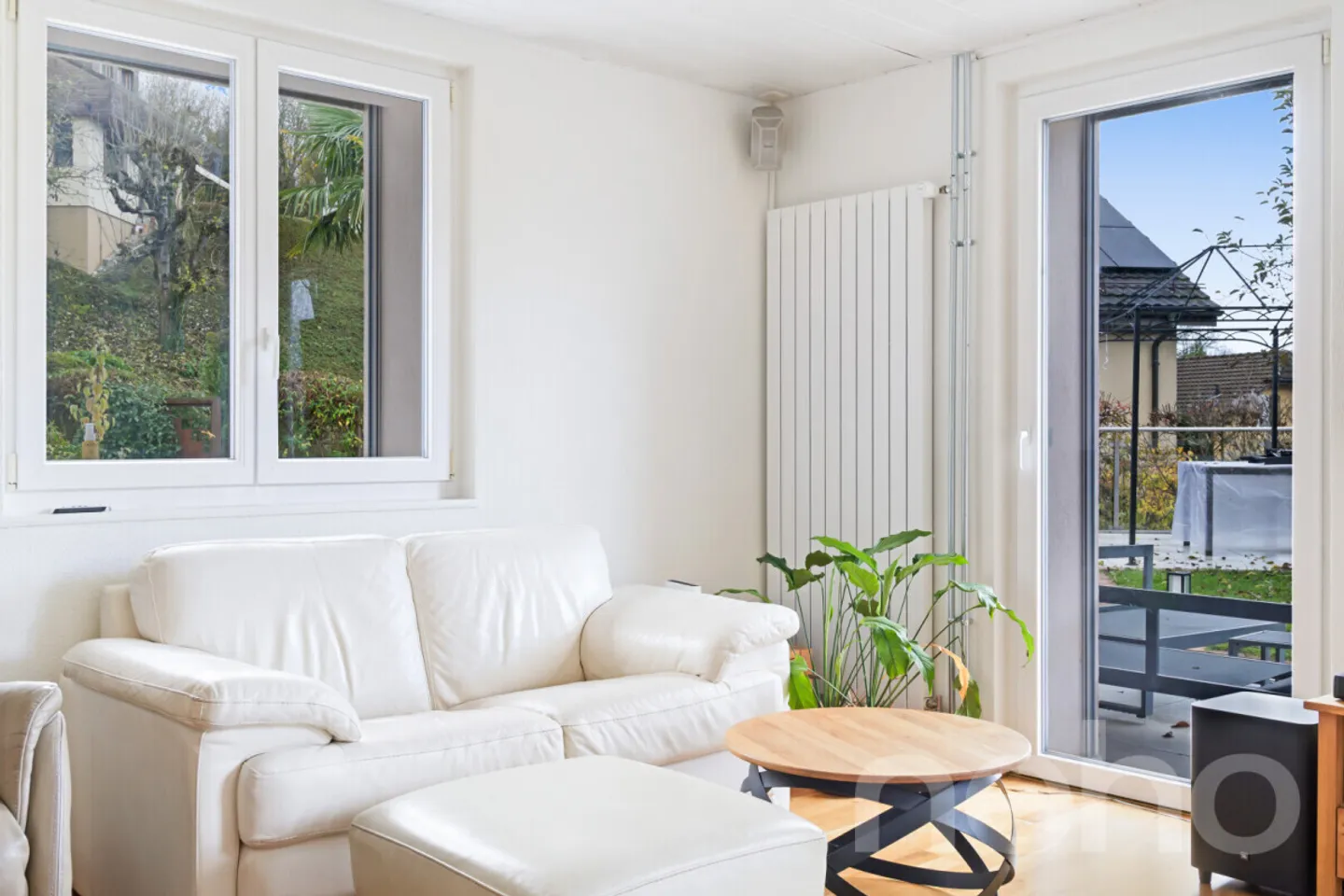 Stunning individual villa in Yverdon - Photo 10 of 12