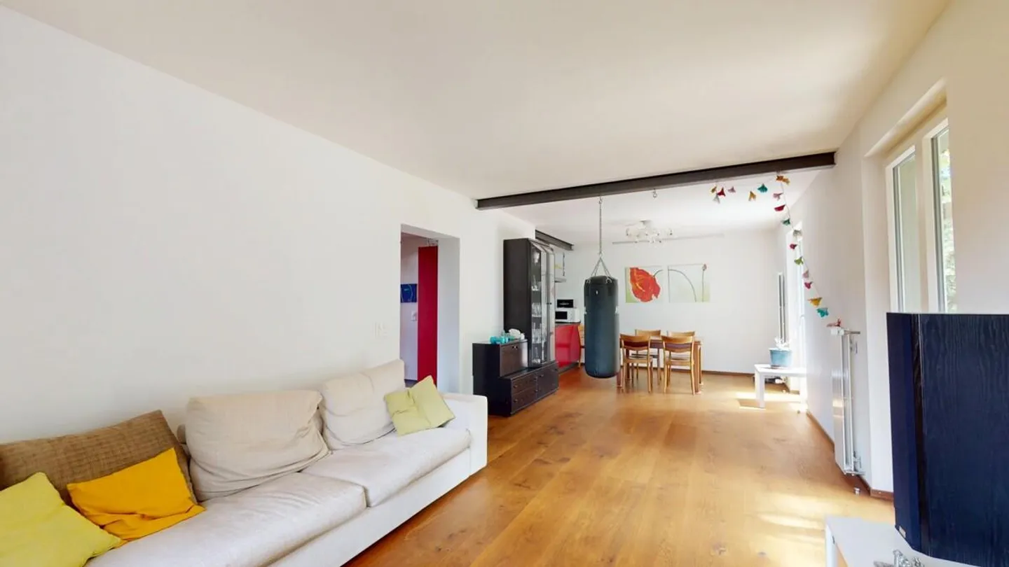 Maison unifamiliale dans un emplacement idéal - Photo 8 sur 15