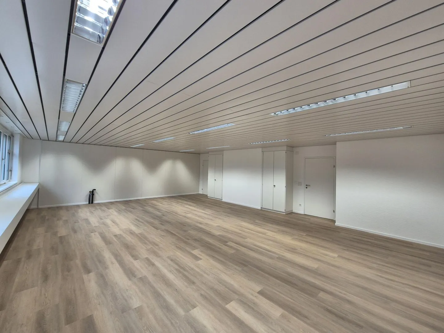 Offices and Studio on Industrial Site - Photo 2 of 9
