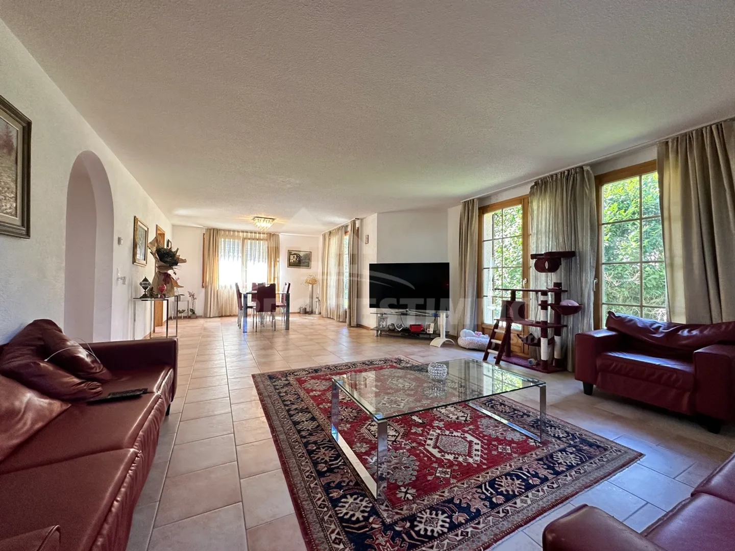 Incantevole villa indipendente a Corcelles-le-Jorat - Foto 1 di 17