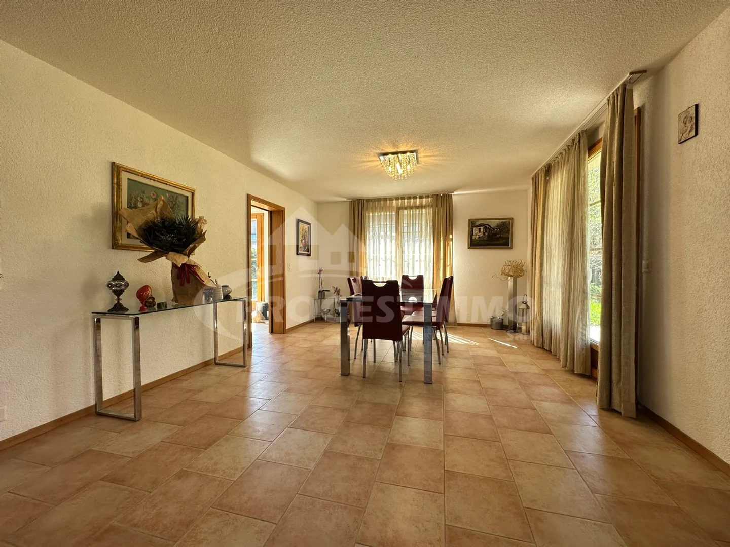 Incantevole villa indipendente a Corcelles-le-Jorat - Foto 5 di 17