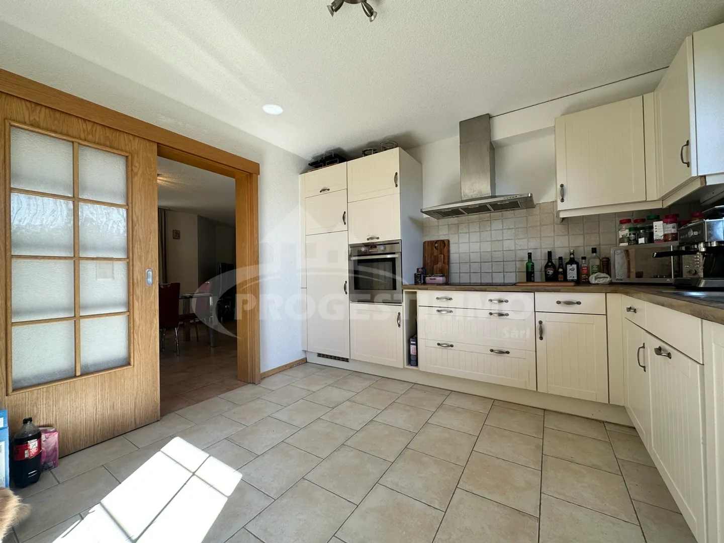 Incantevole villa indipendente a Corcelles-le-Jorat - Foto 6 di 17