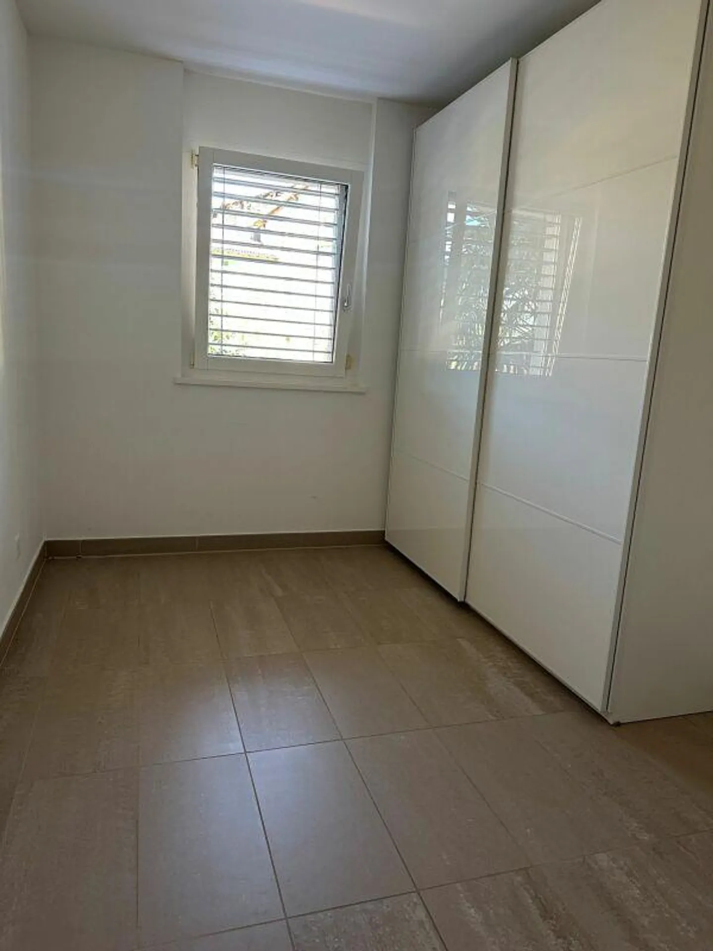 MODERN 5.5 ROOMS IN DAVESCO - Photo 8 of 15