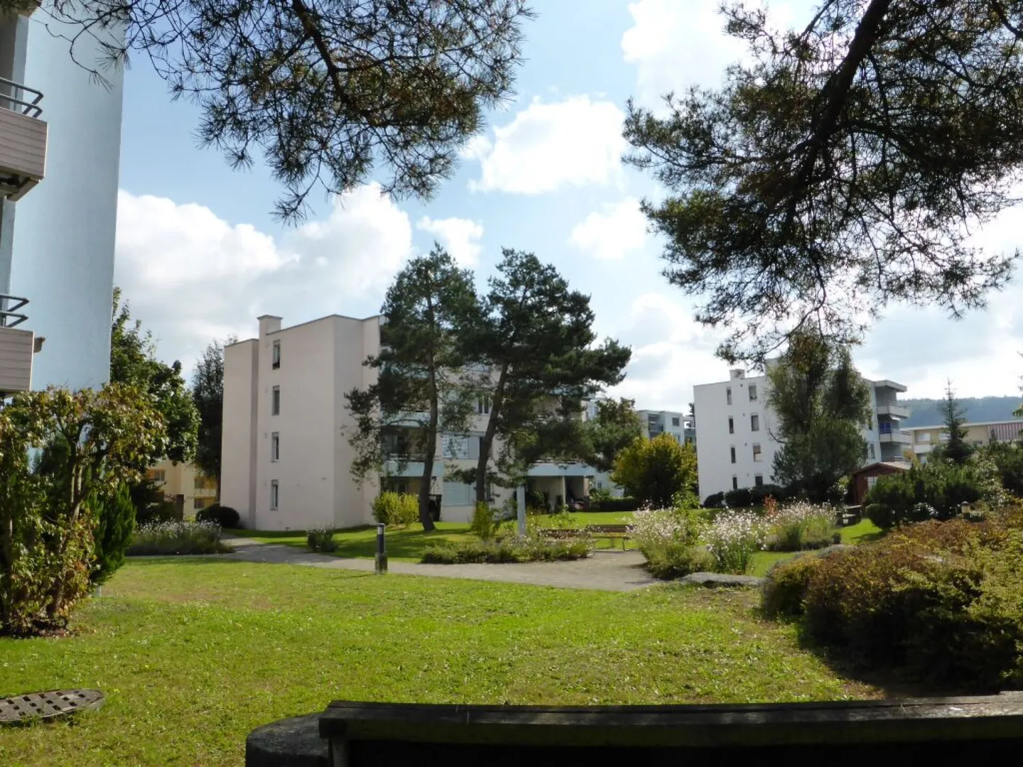 Appartement ensoleillé de 4,5 pièces (2ème étage) dans un emplacement calme réalise votre rêve de vie - Photo 15 sur 15