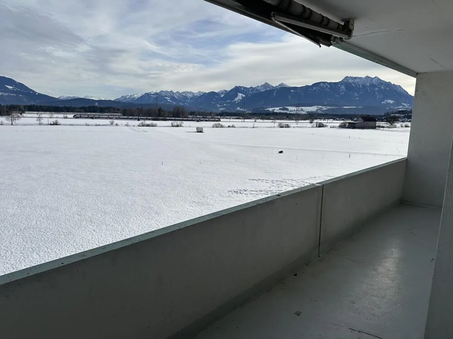 Apartment with beautiful views - Photo 7 of 10