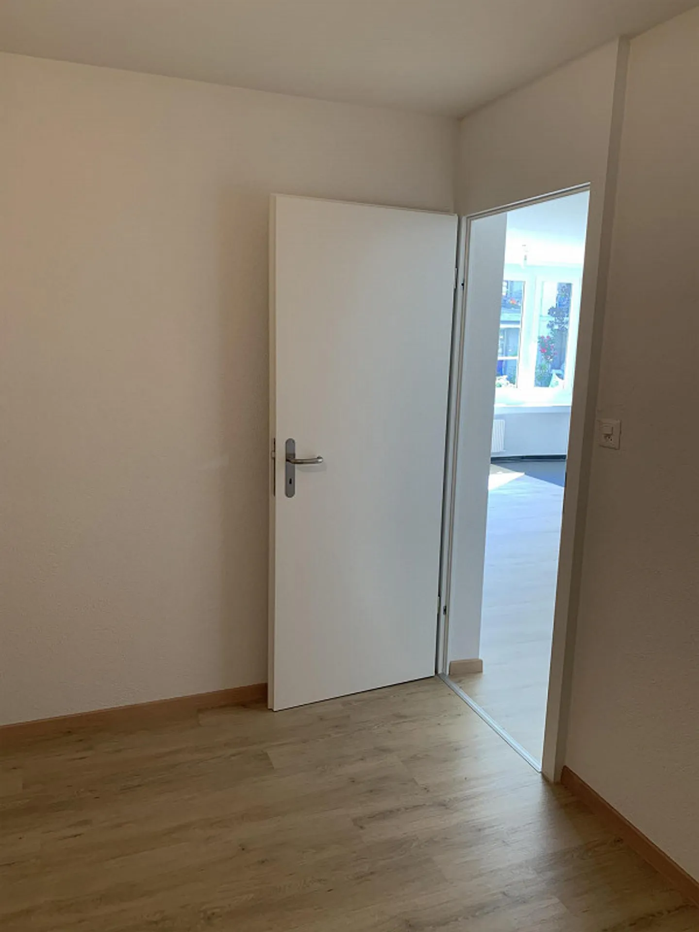 Sonnige 3.5 Zimmer Wohnung - Foto 7 von 12