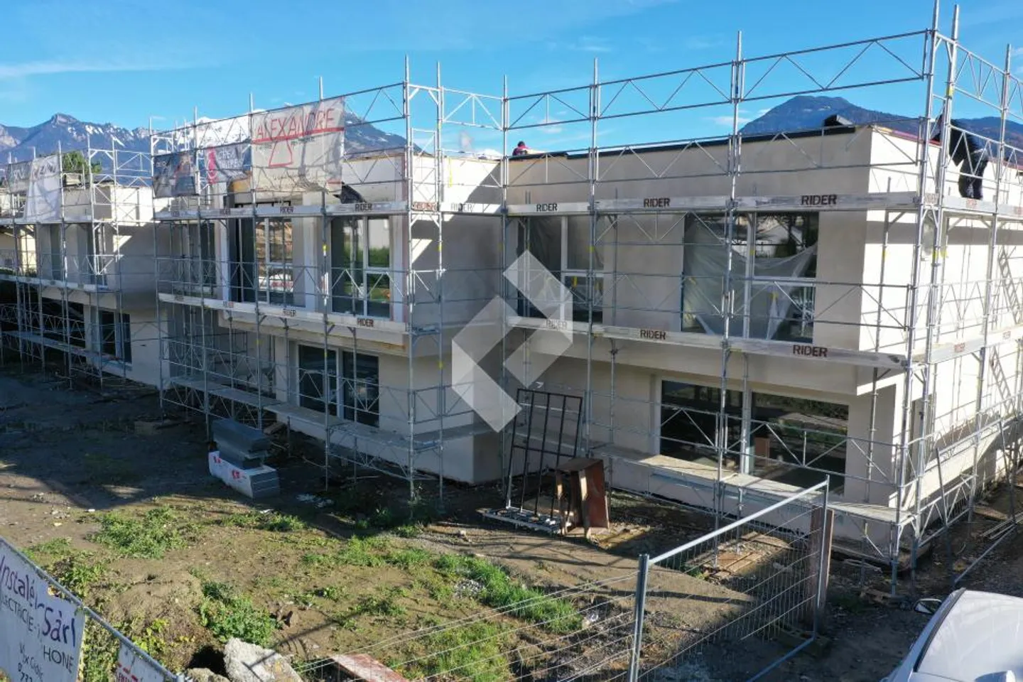 Maison jumelle à vendre - Photo 3 sur 13