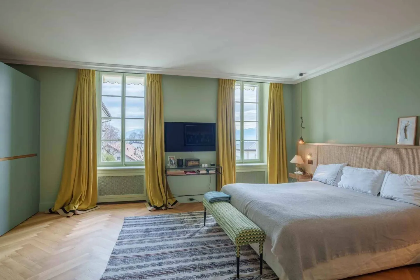 Luxury Property – Luxury Apartment - Breathtaking View - Photo 7 of 11