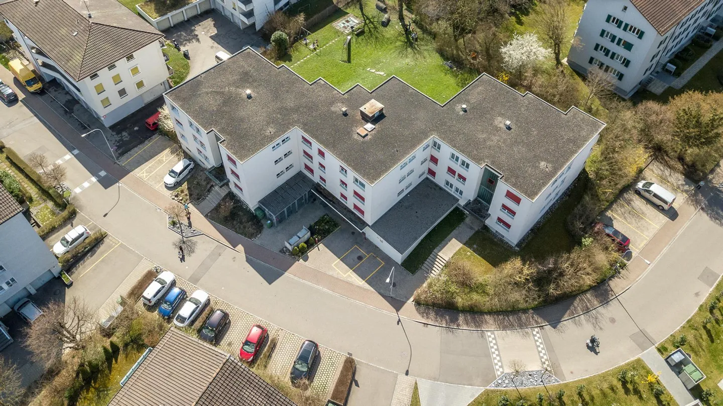 Espaces de stationnement abordables - Photo 2 sur 2