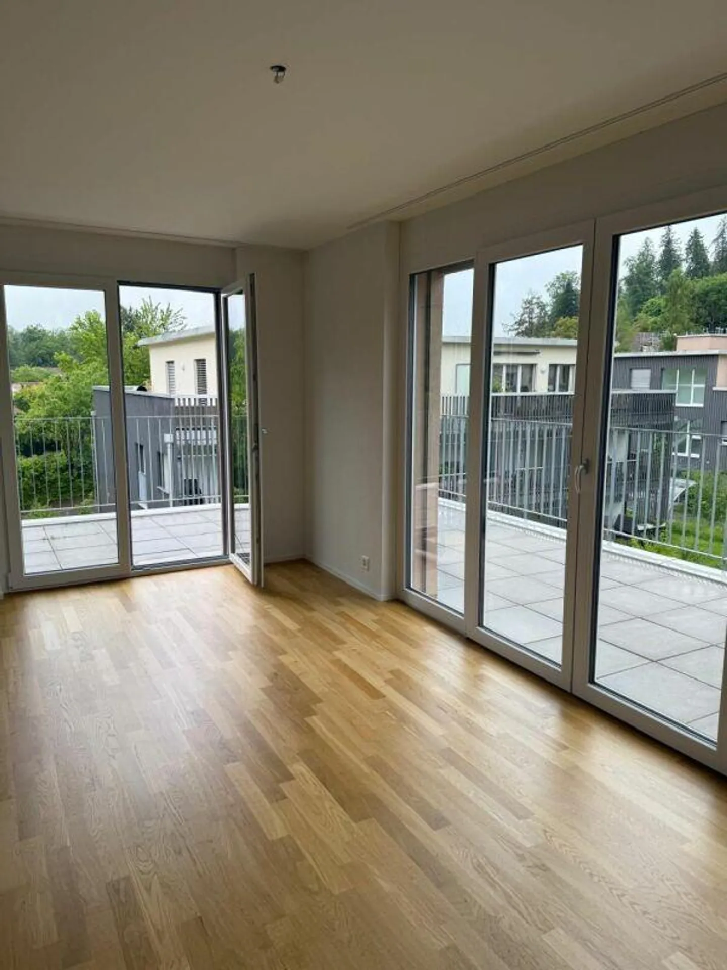 Appartamento in affitto - Foto 2 di 8