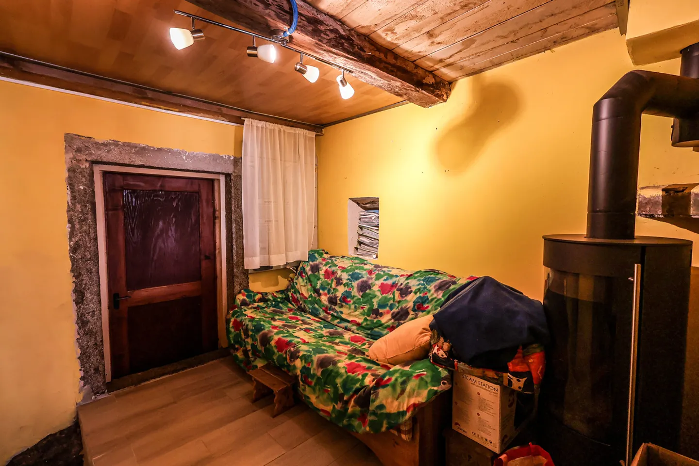 CHARME UND AUTHENTIZITÄT: HAUS MIT SCHEUNE - Foto 4 von 13