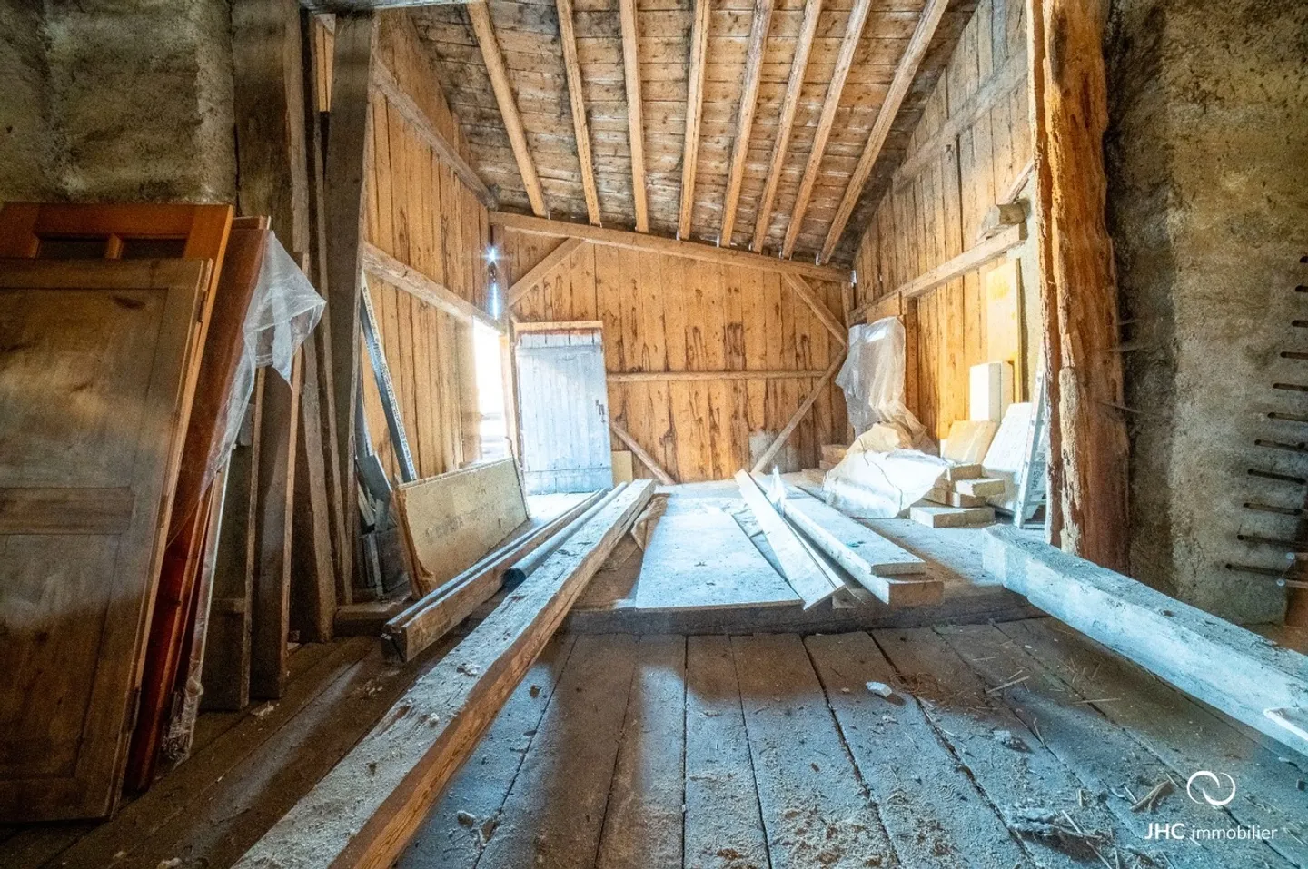 CHARME UND AUTHENTIZITÄT: HAUS MIT SCHEUNE - Foto 13 von 13