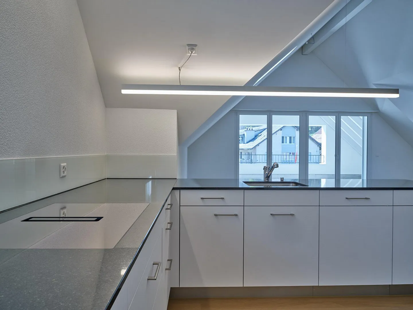 Attico esclusivo con fascino e vista panoramica - Foto 4 di 13