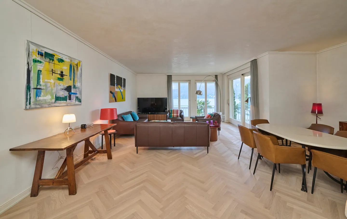 Appartement incontournable dans une résidence pieds-dans-l'eau avec place de bateau - Photo 3 sur 13