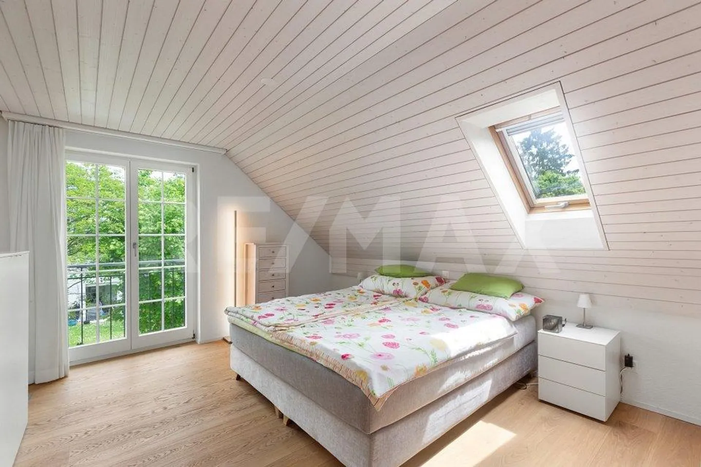 Affascinante casa di campagna con un elegante ampliamento in una zona residenziale tranquilla - Foto 9 di 13