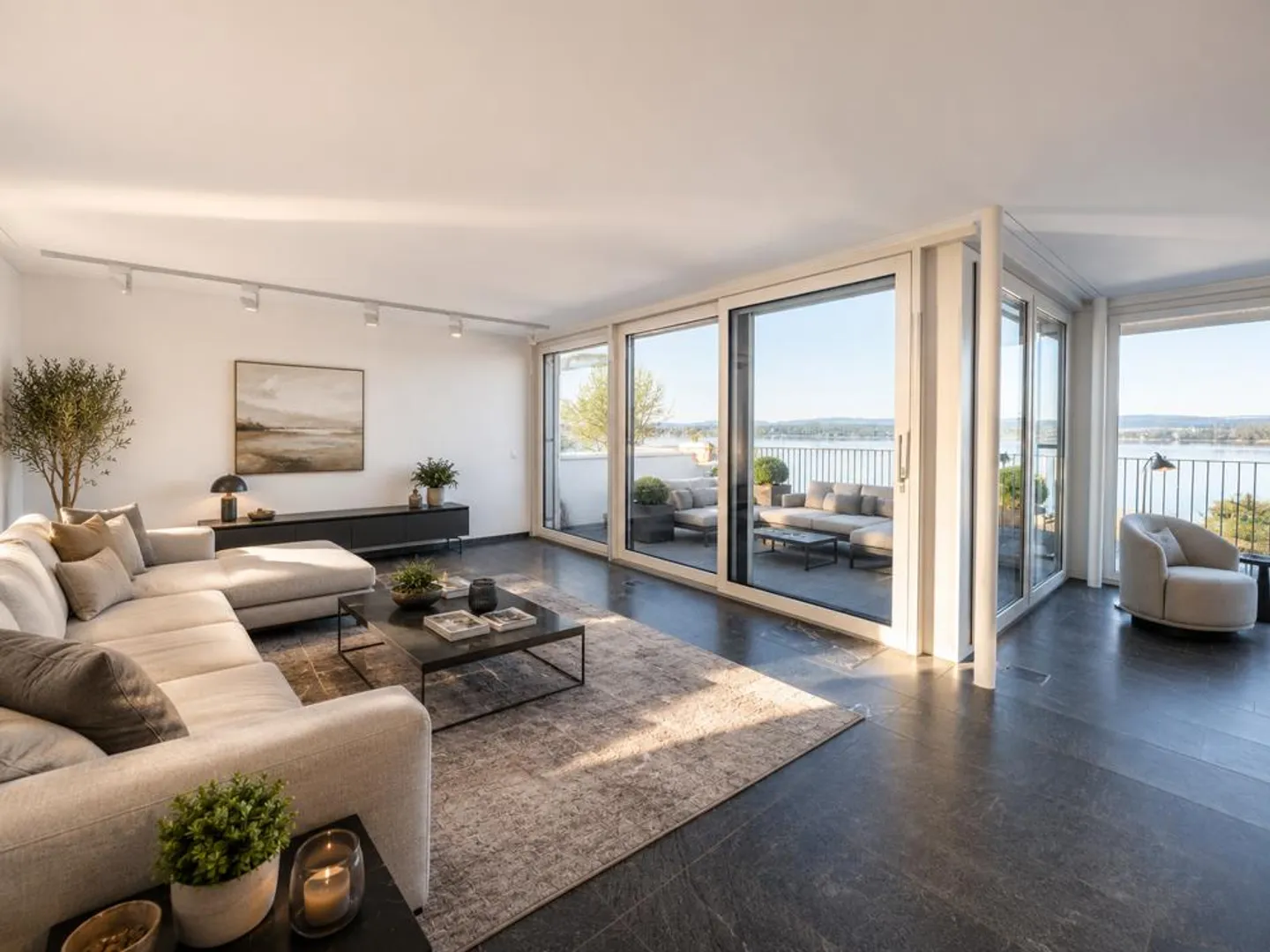 Appartement penthouse exclusif avec vue sur le lac dégagée - Photo 11 sur 22