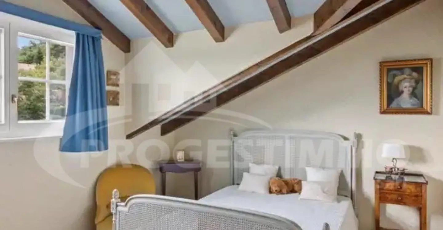 Atemberaubende Villa mit Talblick - Foto 2 von 11