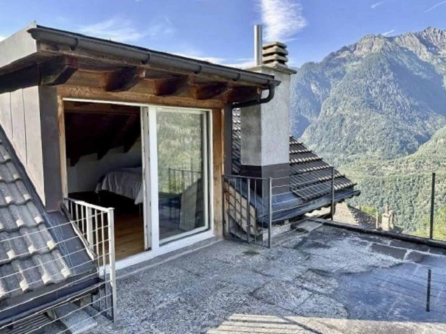 Casa ticinese di lusso di 4 1/2 locali con giardino, molto soleggiata e tranquilla, bella vista - Foto 25 di 33
