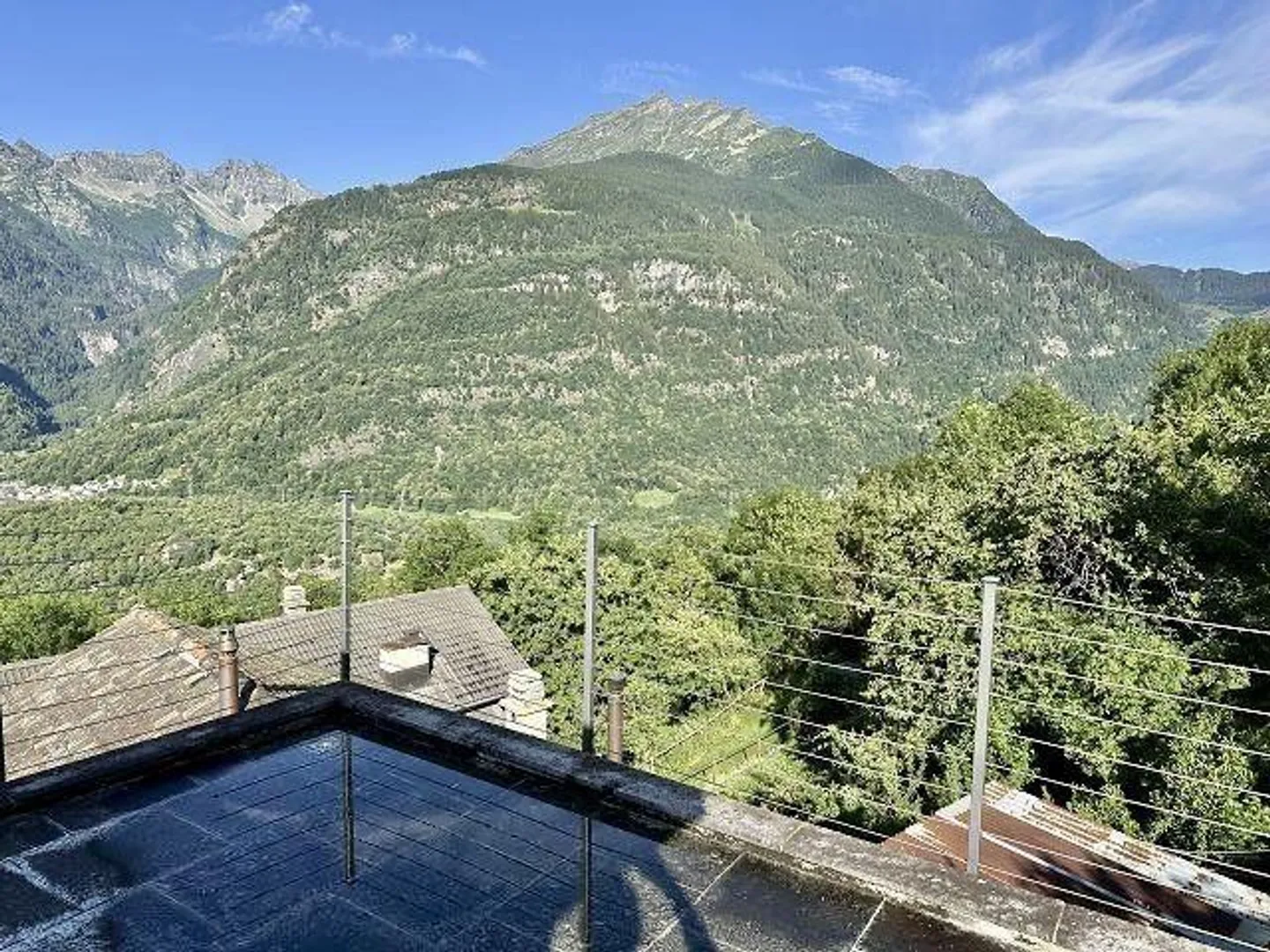Casa ticinese di lusso di 4 1/2 locali con giardino, molto soleggiata e tranquilla, bella vista - Foto 28 di 33