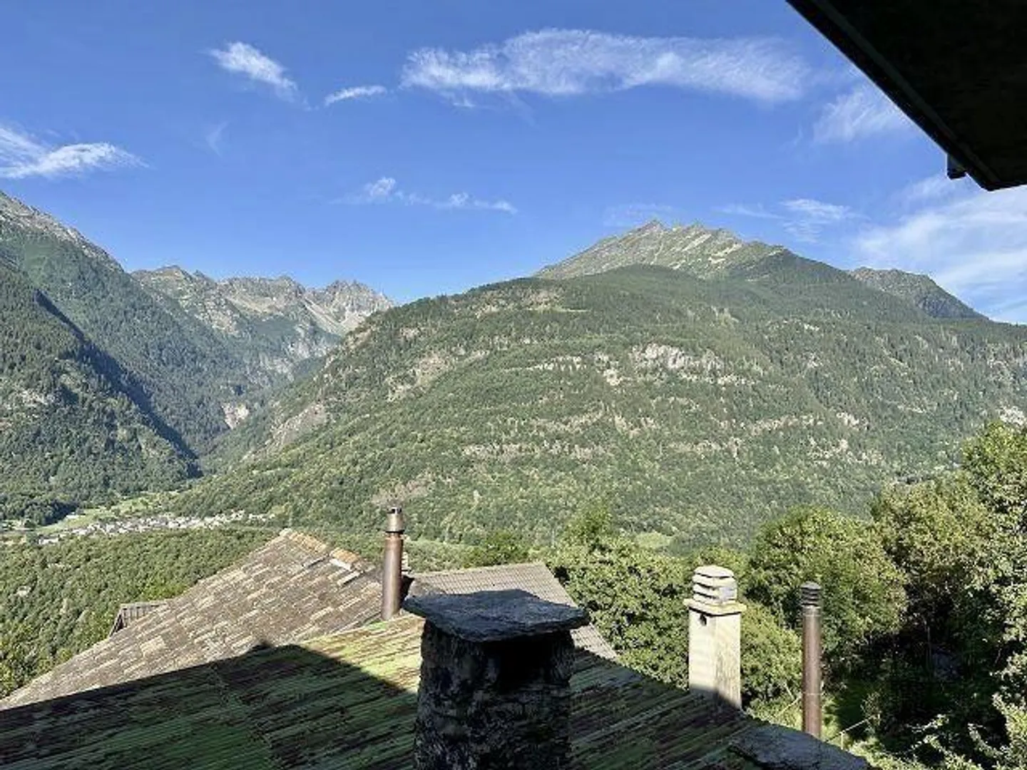 Casa ticinese di lusso di 4 1/2 locali con giardino, molto soleggiata e tranquilla, bella vista - Foto 30 di 33