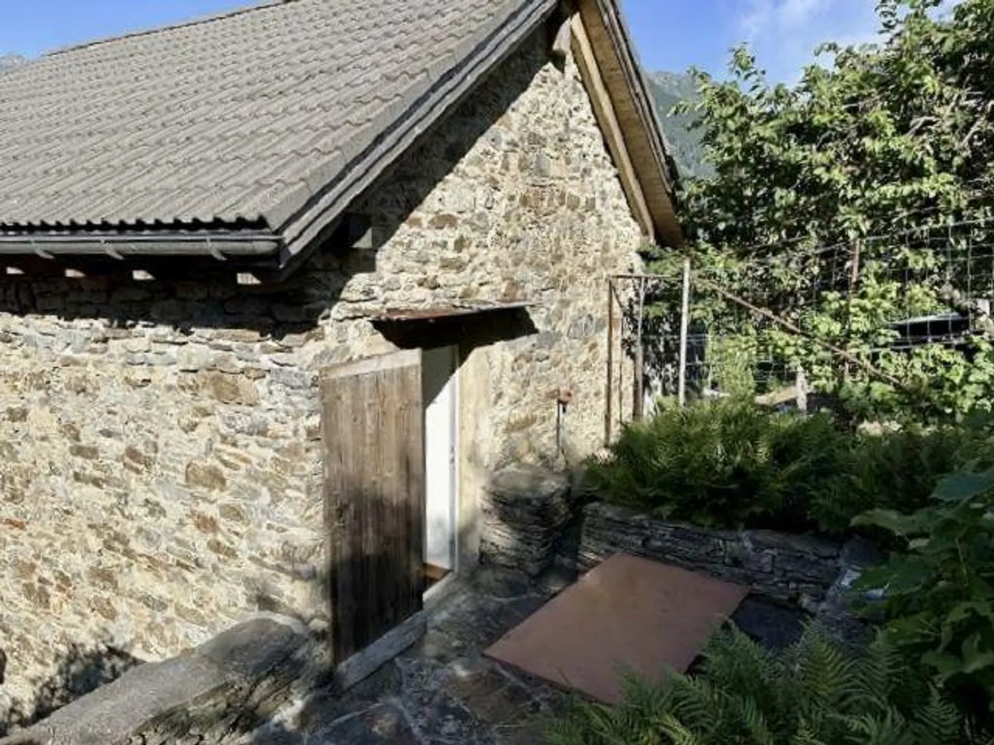 Casa ticinese di lusso di 4 1/2 locali con giardino, molto soleggiata e tranquilla, bella vista - Foto 23 di 33