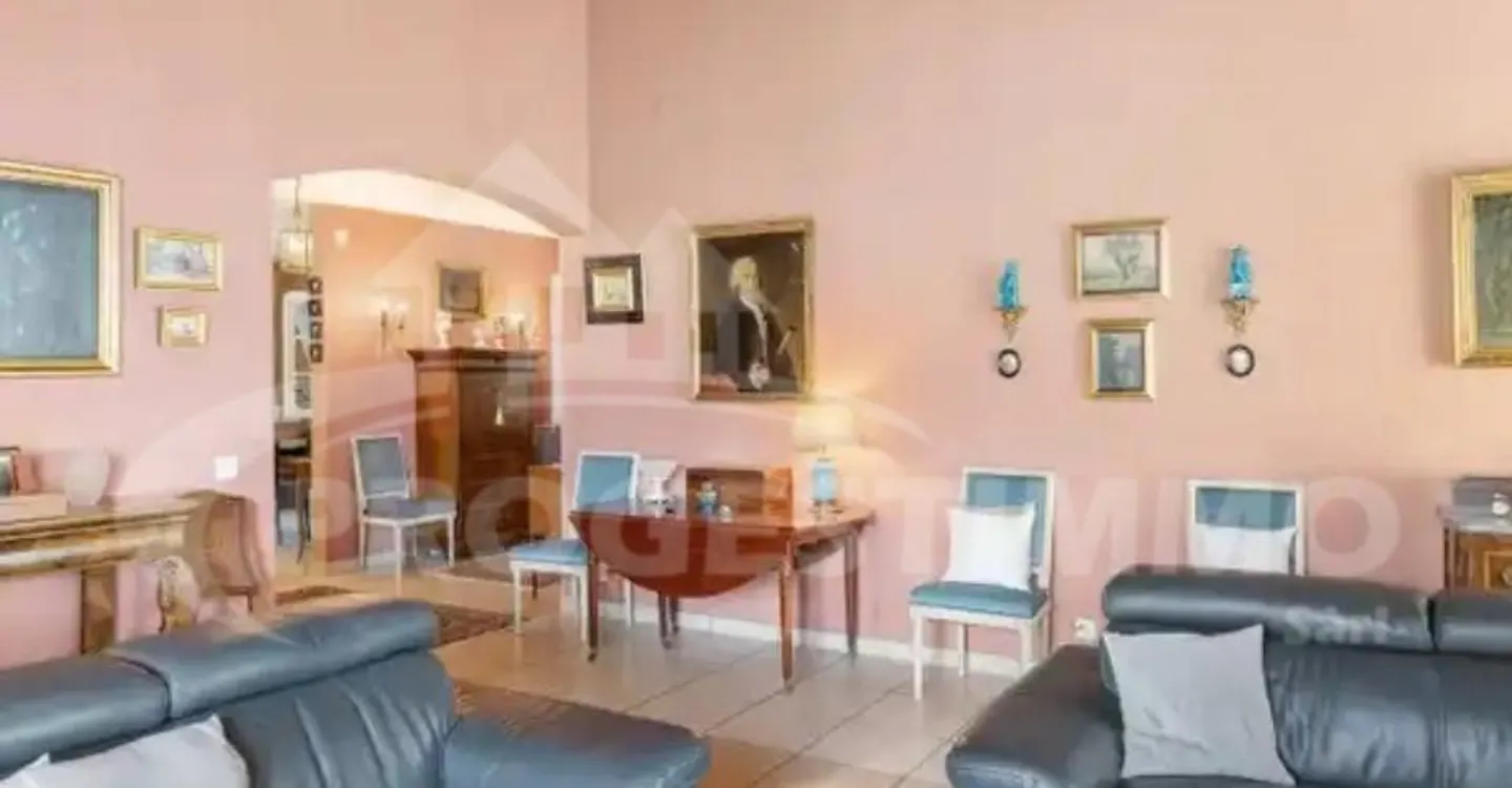 Atemberaubende Villa mit Talblick - Foto 11 von 11