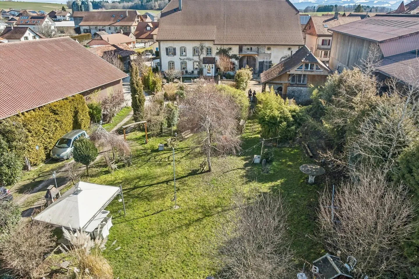 Charming property on the Jorat plateau, between Lausanne and Yverdon - Photo 3 of 10