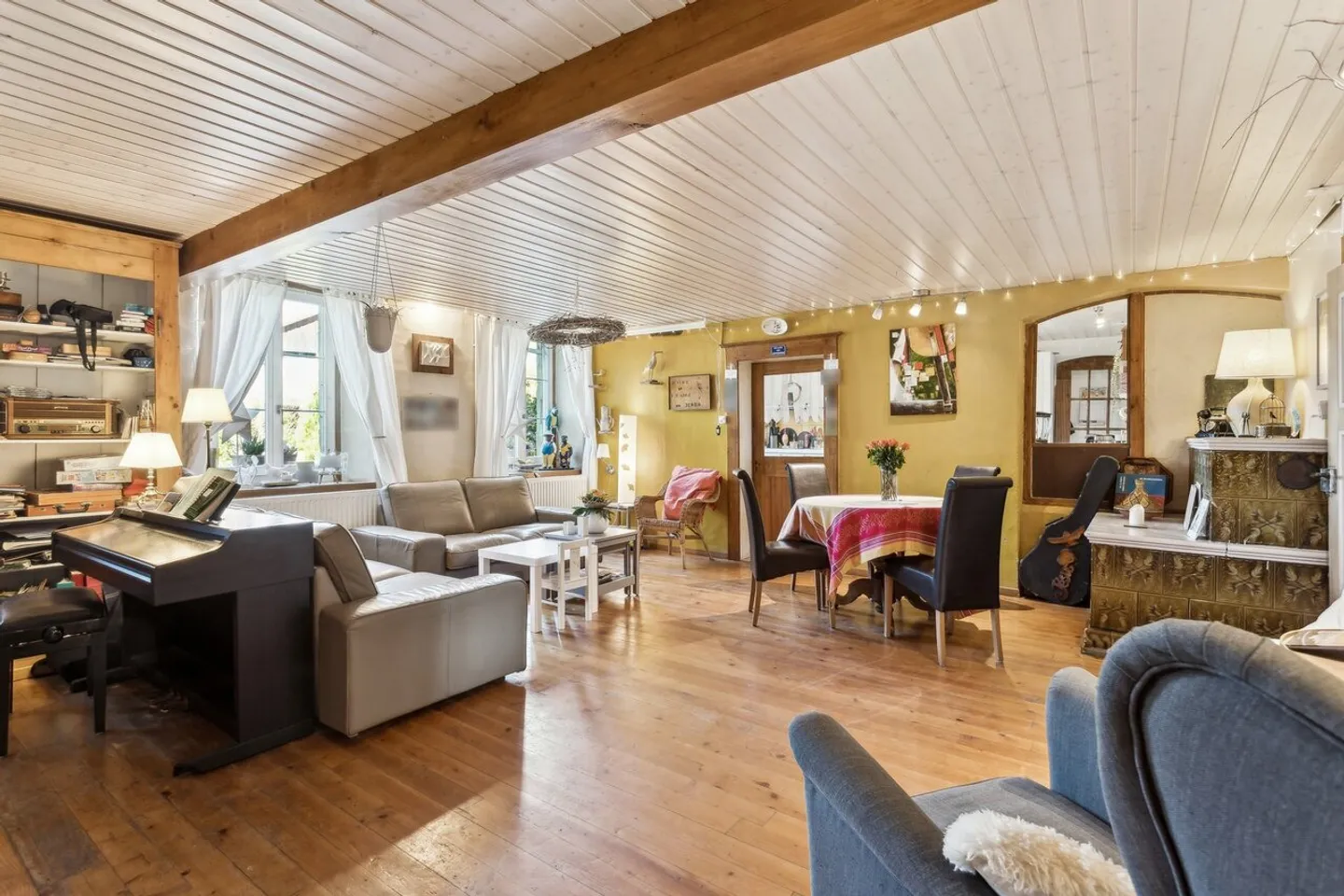 Charming property on the Jorat plateau, between Lausanne and Yverdon - Photo 5 of 10