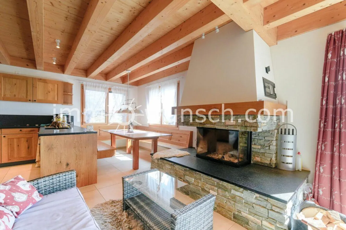 Modernes Chalet mit Sauna in der Natur - Foto 2 von 17