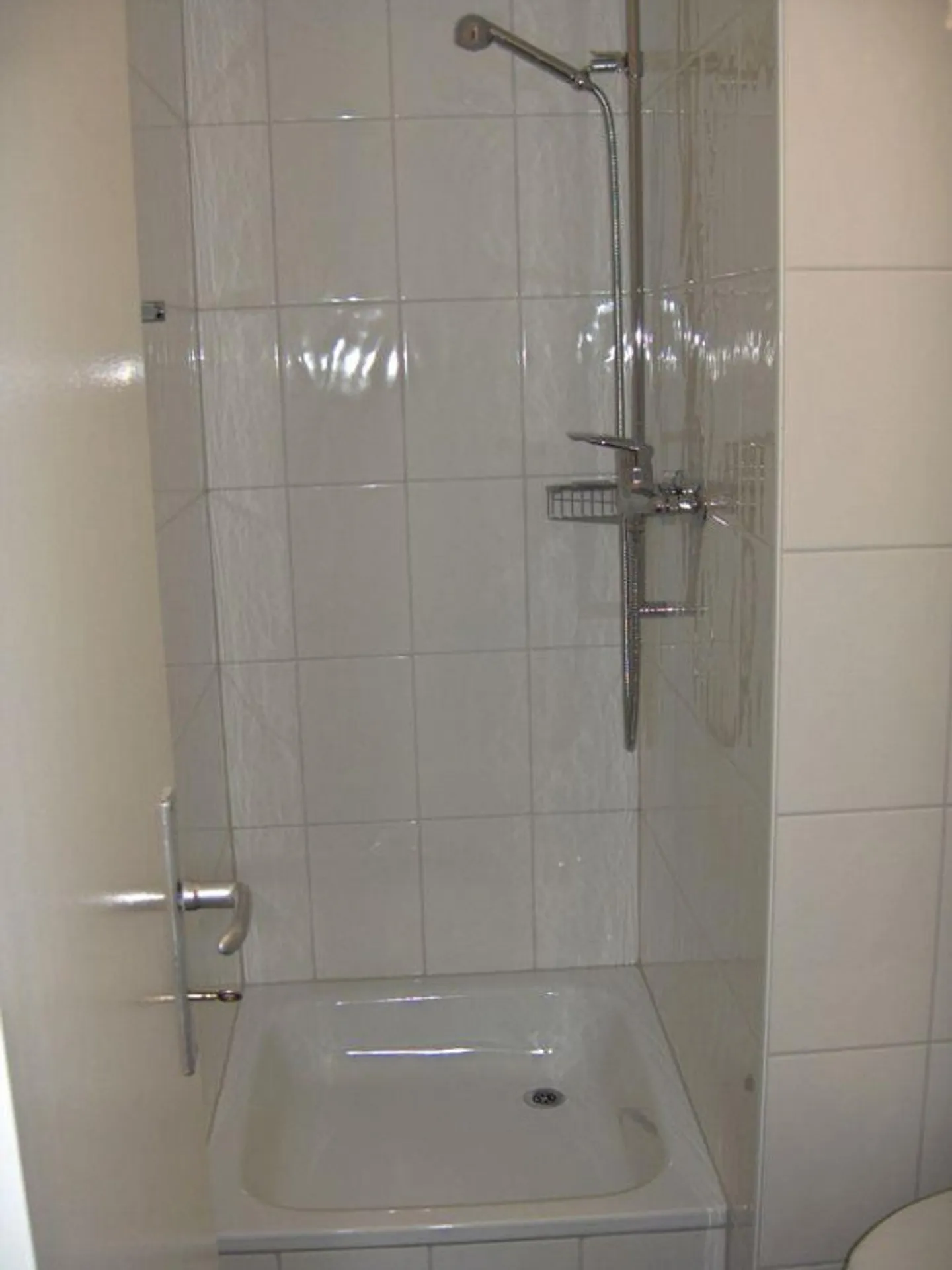 Studio avec balcon dans un emplacement calme près d'Eigerplatz - Photo 4 sur 6