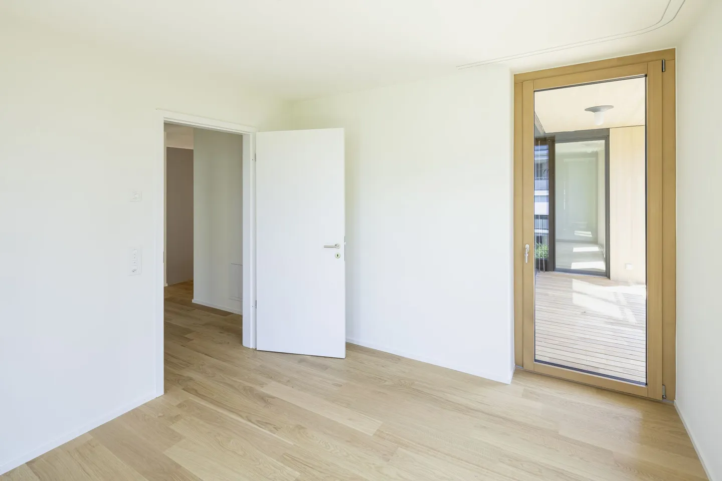 Appartamento nuovo di 4,5 stanze ampliato e pronto per essere abitato - Foto 6 di 11