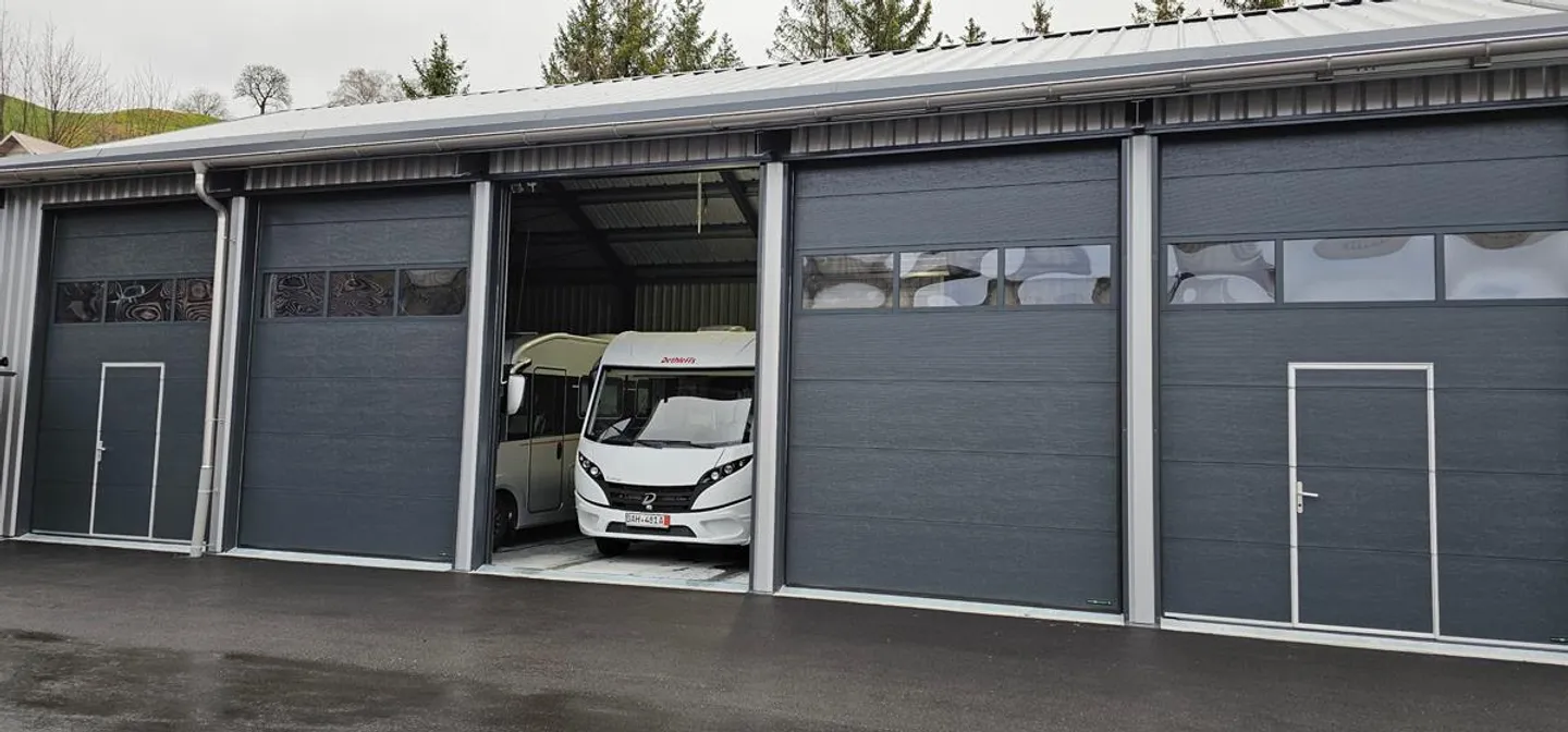 Neue Hallenplätze für Wohnmobil, Caravan, Camper, Boot ... - Foto 1 von 7