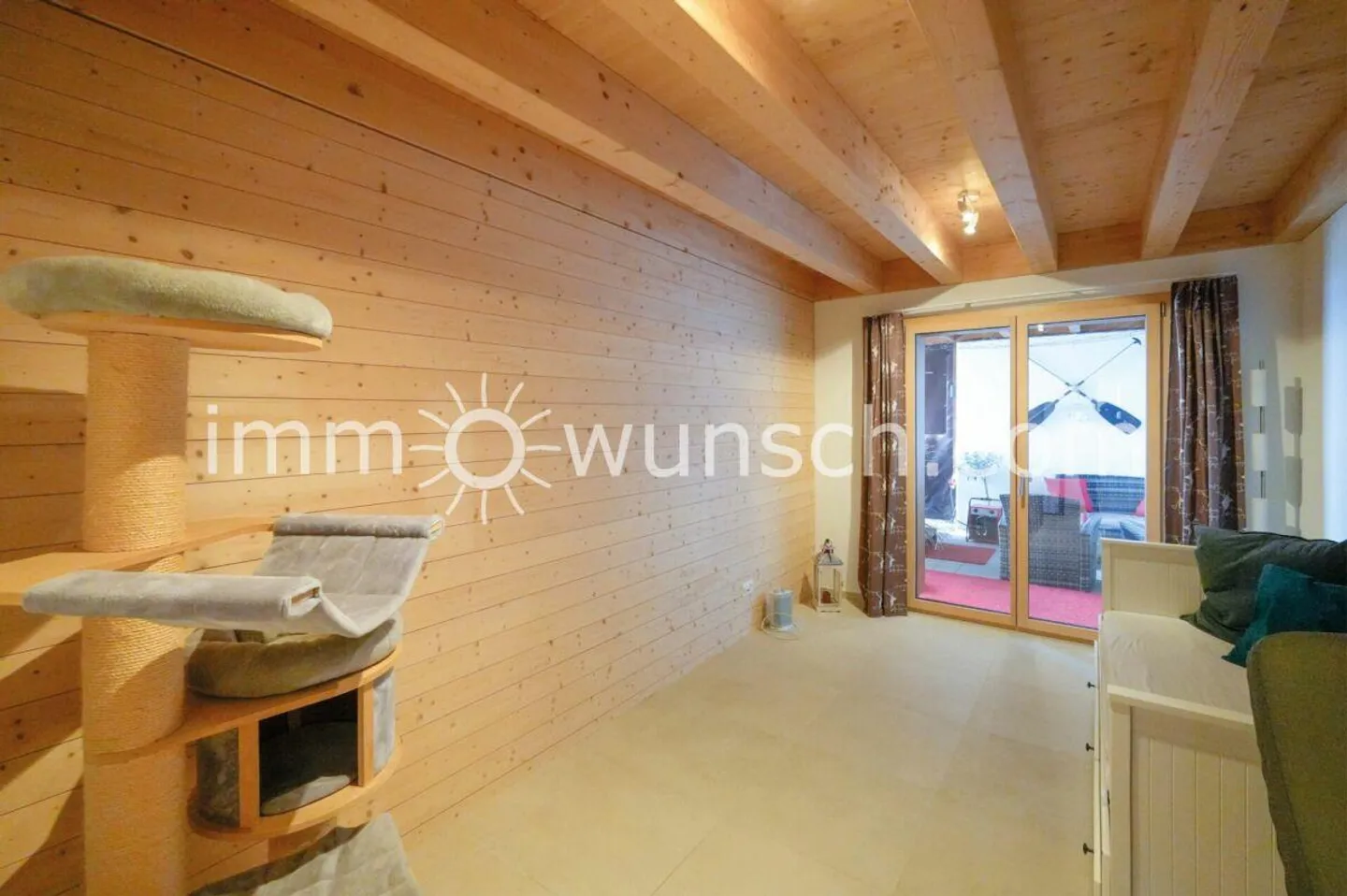 Modernes Chalet mit Sauna in der Natur - Foto 12 von 17