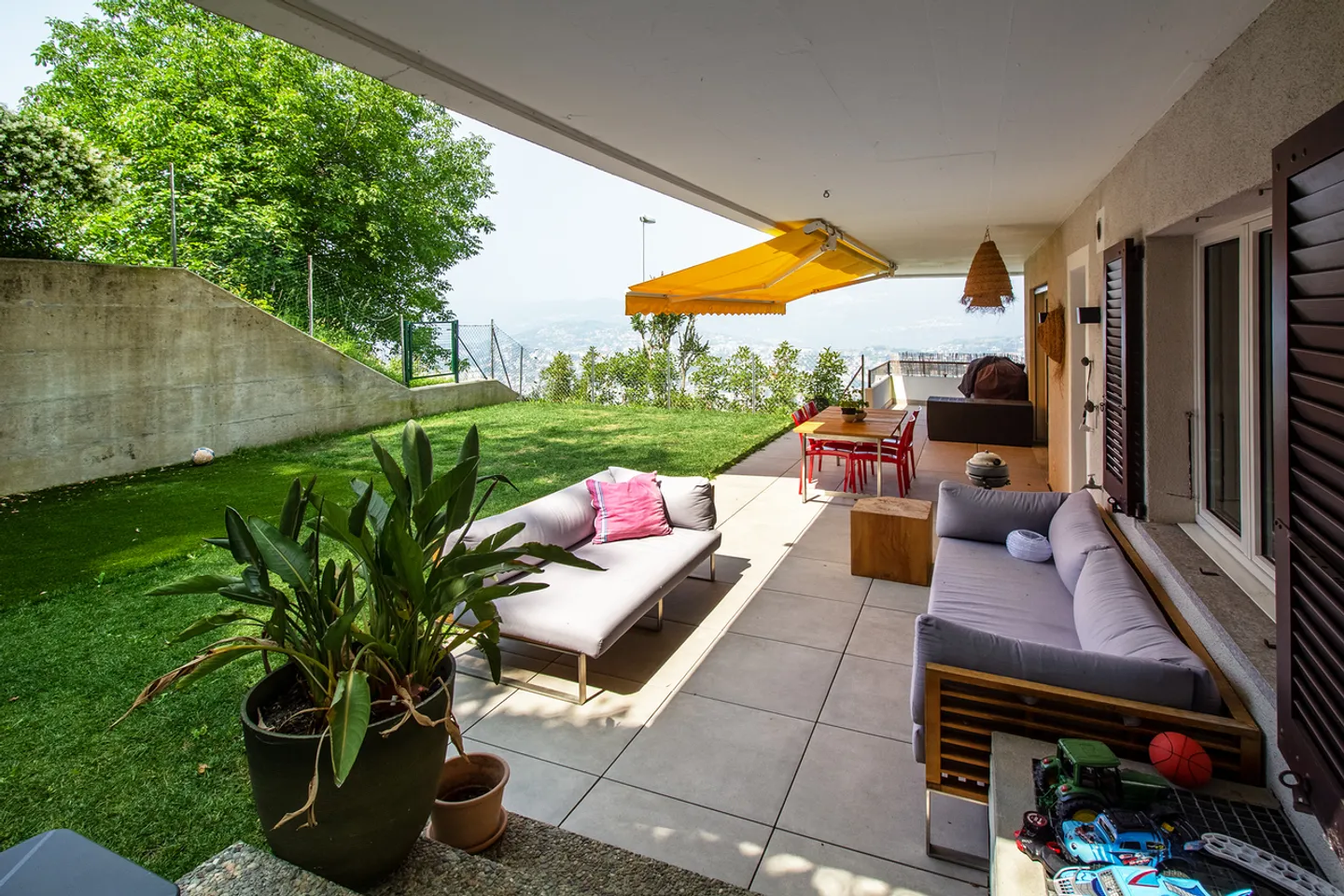 Appartamento con giardino: vivere all'aperto, amare all'interno - Foto 7 di 9