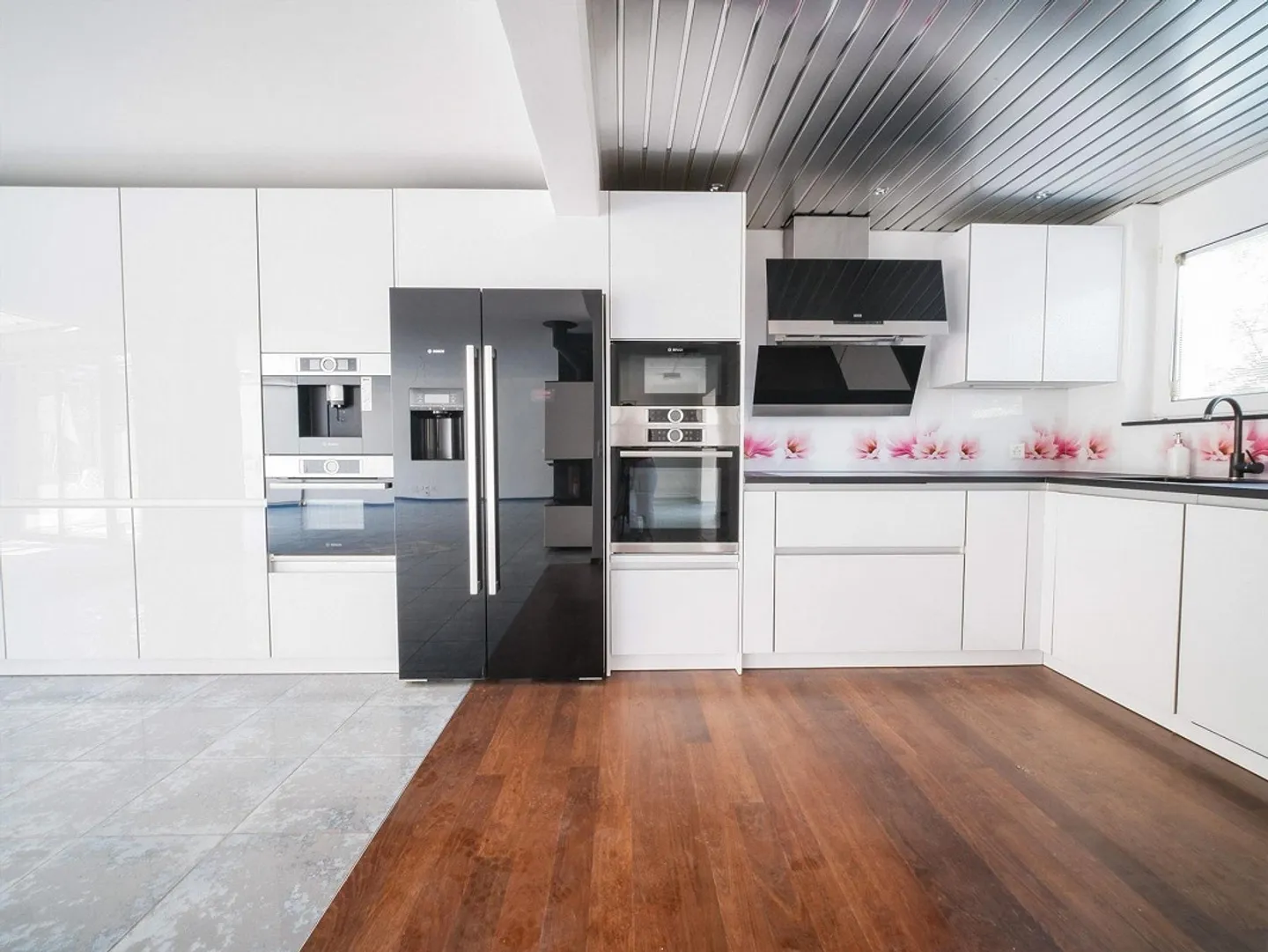 Casa benessere affascinante 3.5 locali in vendita a Reinach - Foto 3 di 13