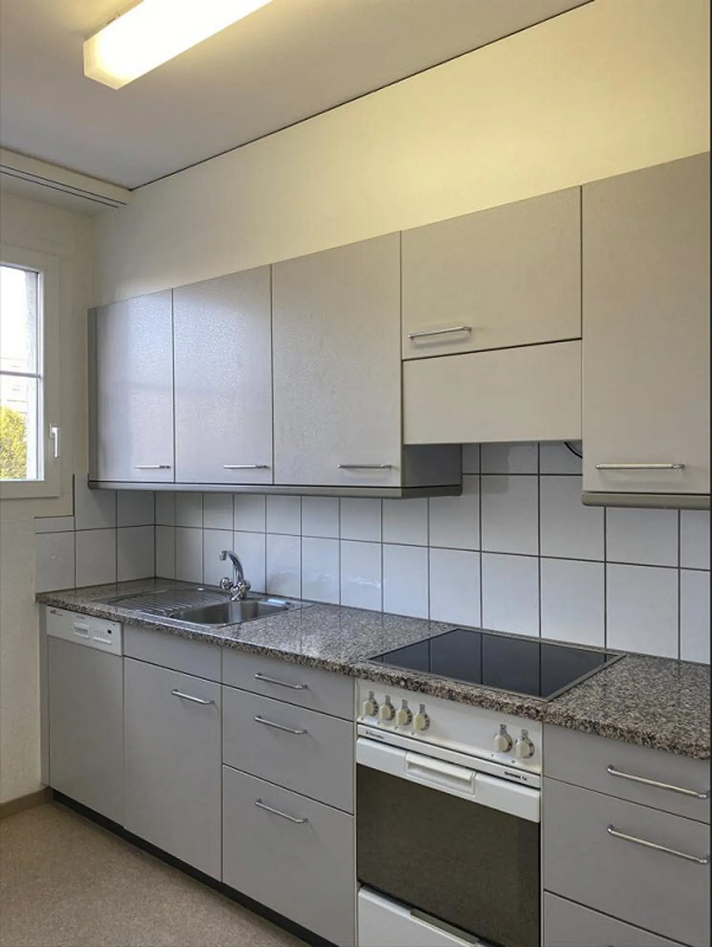Charmante Wohnung nahe Einkauf - Foto 2 von 6