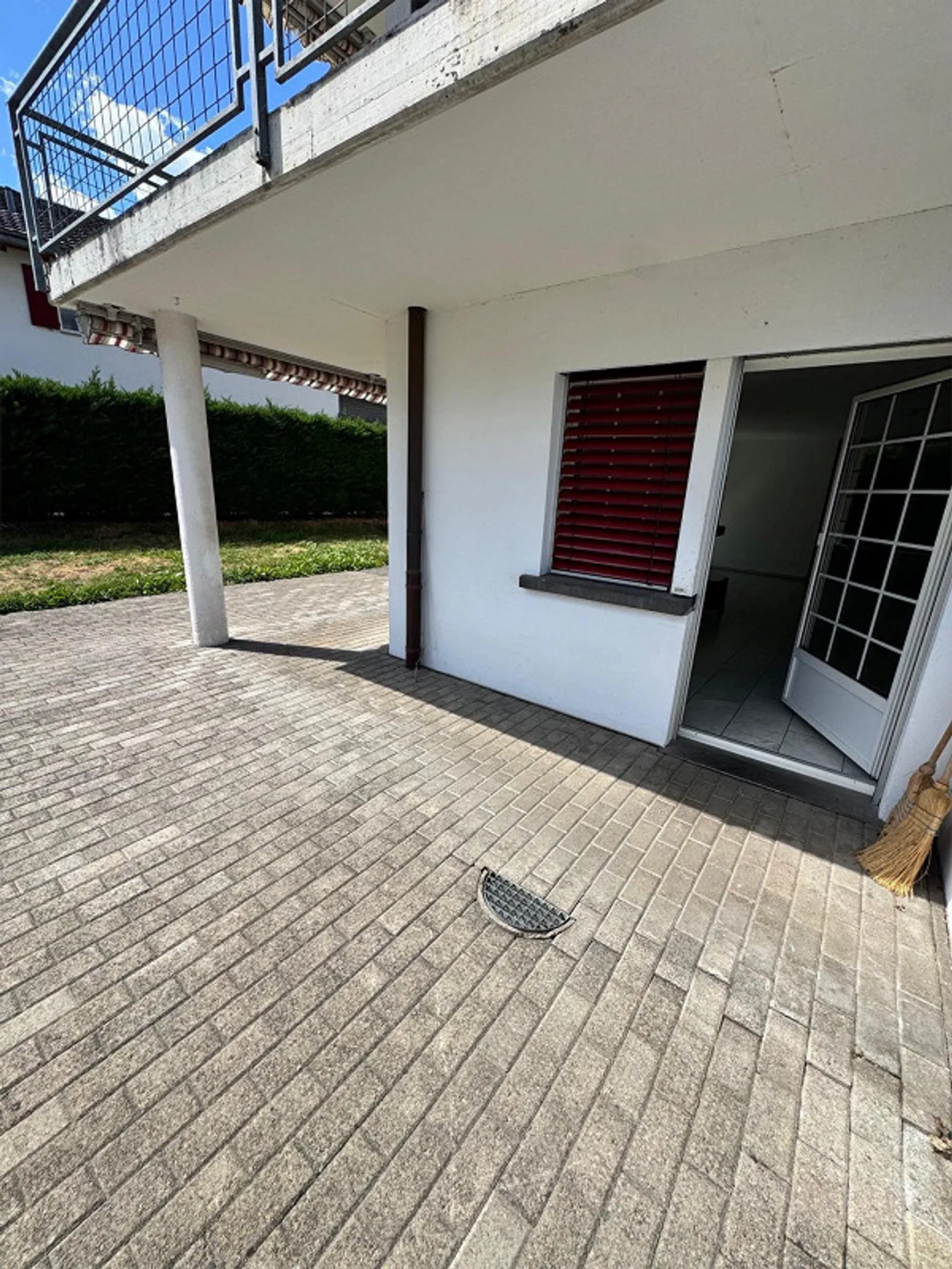 Appartamento di 5,5 stanze al piano terra con grande giardino - Foto 10 di 12